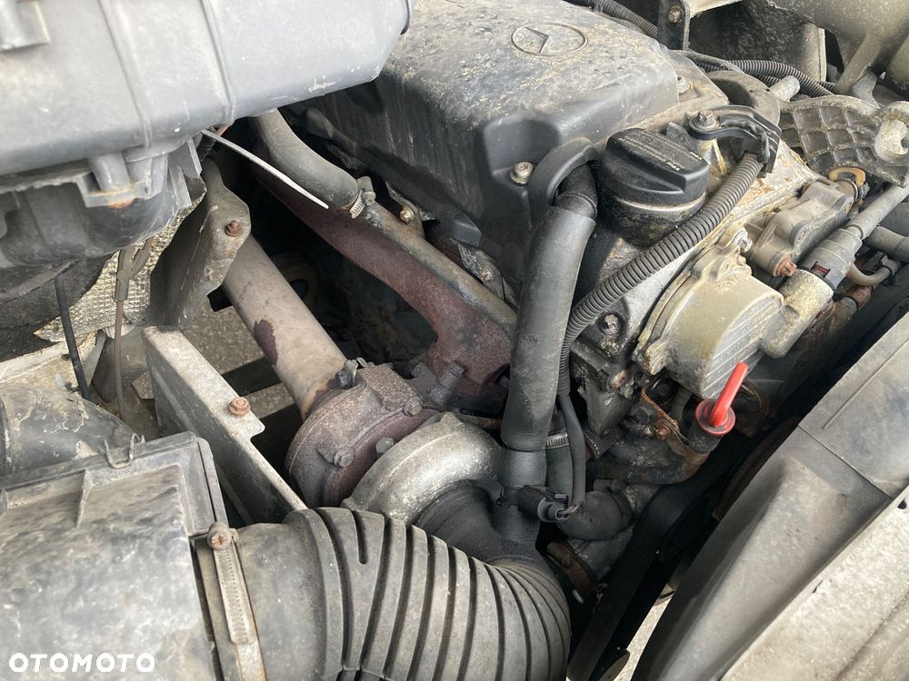 Mercedes-Benz 616 - 11