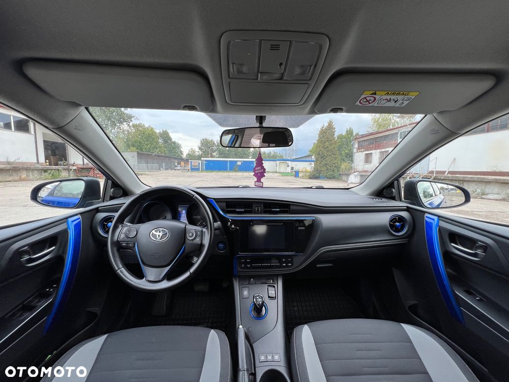 Toyota Auris 1.8 HSD Luna - 23