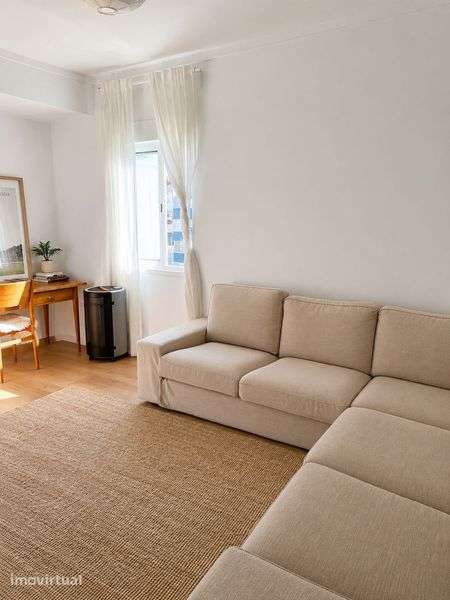 T2 em Linda-a-Velha | Av. Dom Pedro V | 80 m² | Varandas - Grande imagem: 5/11
