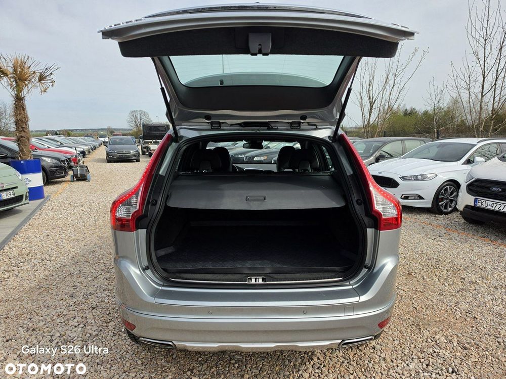 Volvo XC 60 D4 Momentum - 40