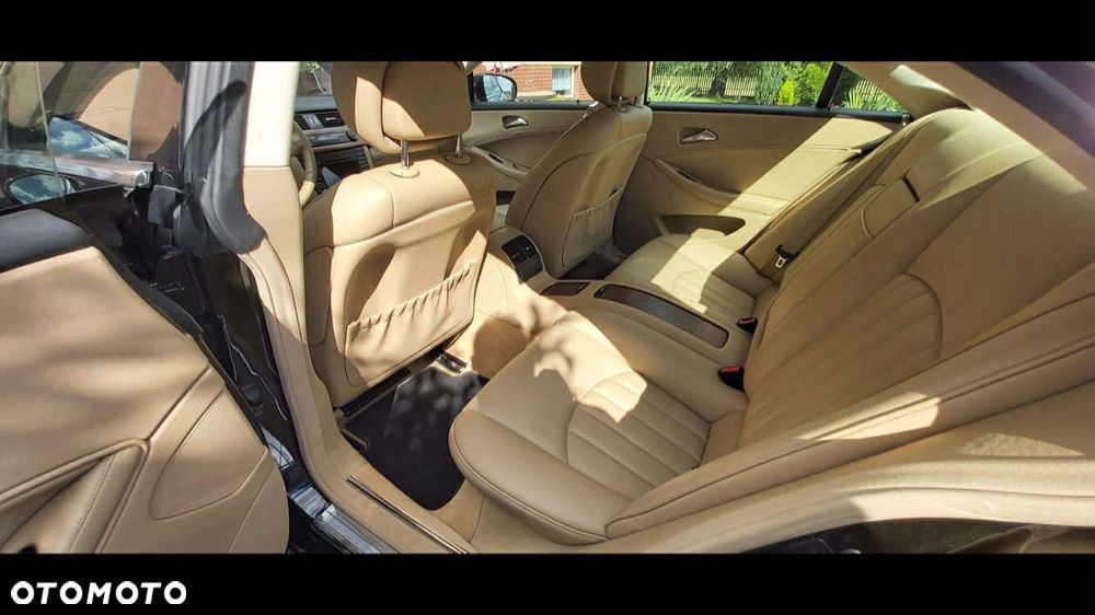 Mercedes-Benz CLS 320 CDI - 2