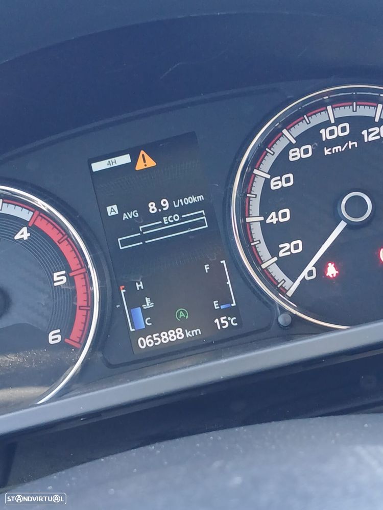 Mitsubishi L200 4WD CC INVITE - 6