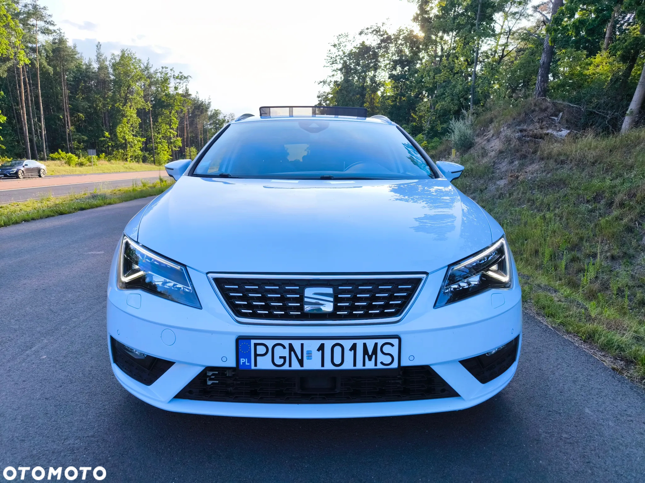 Seat Leon 2.0 TSI Xcellence DSG - 2