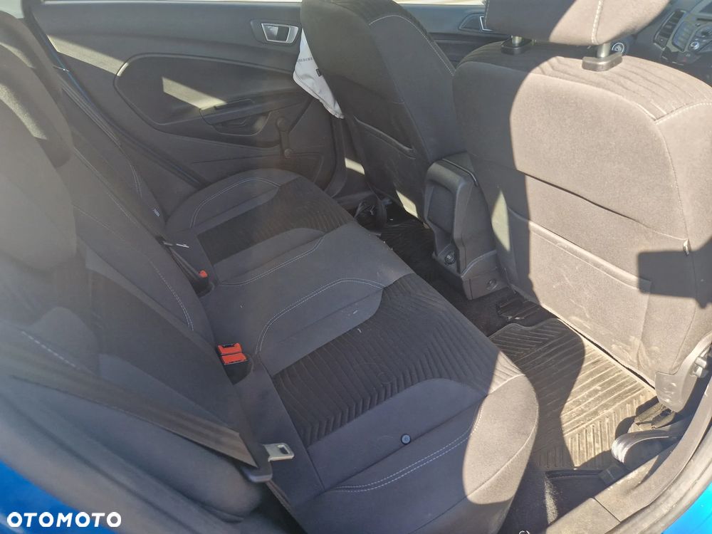 Ford Fiesta 1.0 EcoBoost Powershift Titanium - 16