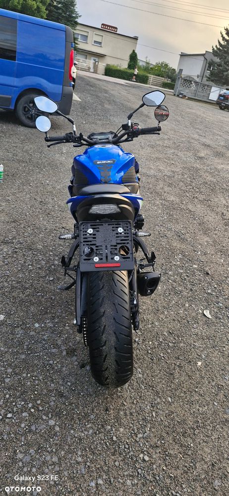 Suzuki GSX 1000 - 10