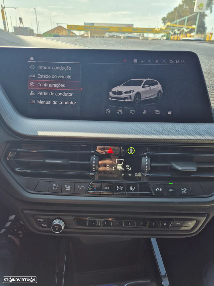 BMW 116 d Pack Desportivo M Auto - 11