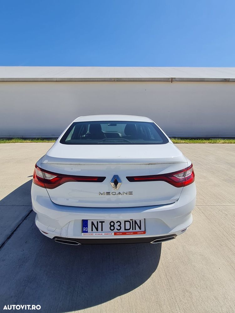 Renault Megane TCE 140 GPF Zen - 3