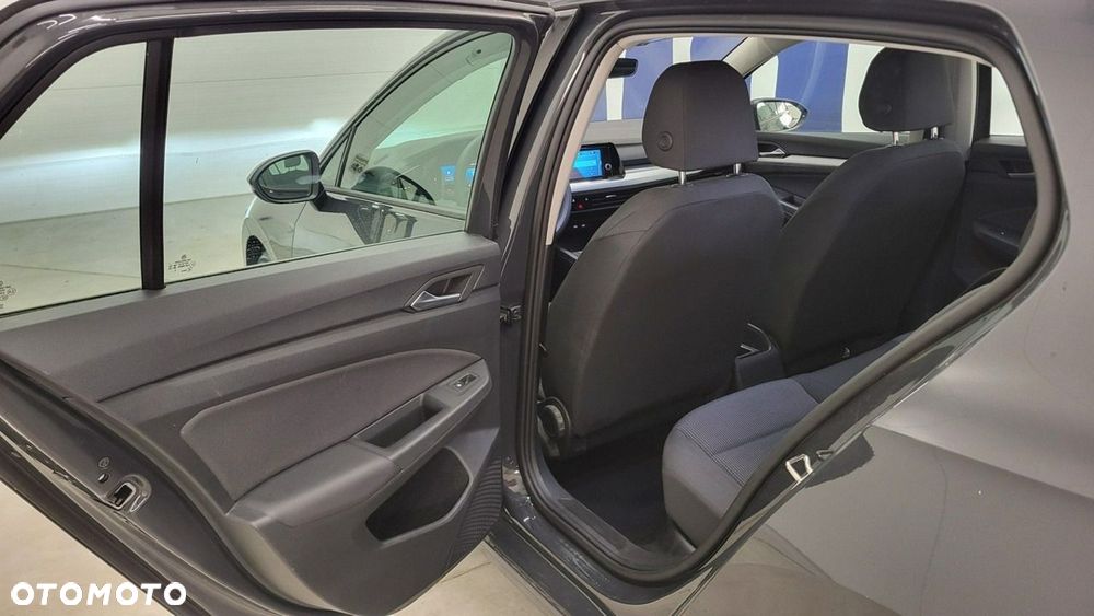 Volkswagen Golf - 21