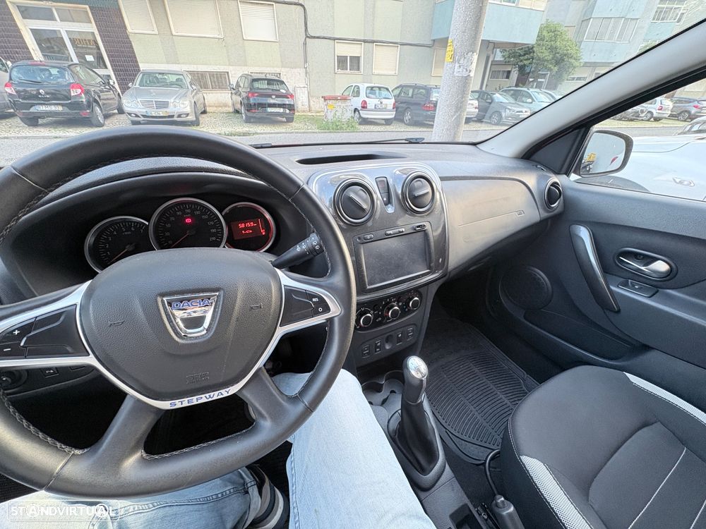 Dacia Sandero 0.9 TCe Stepway - 12