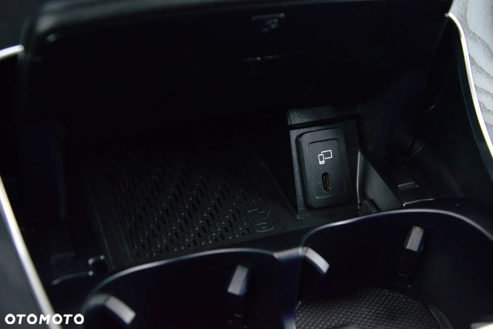 Mercedes-Benz GLC 300 e 4-Matic - 35