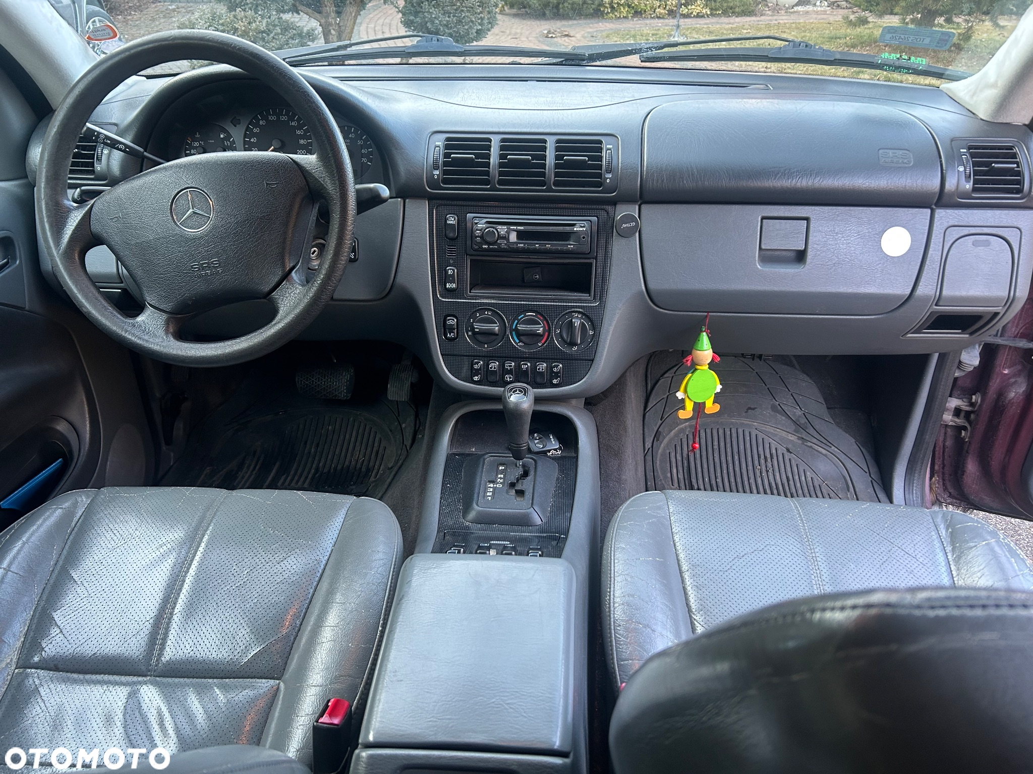 Mercedes-Benz ML 320 - 7