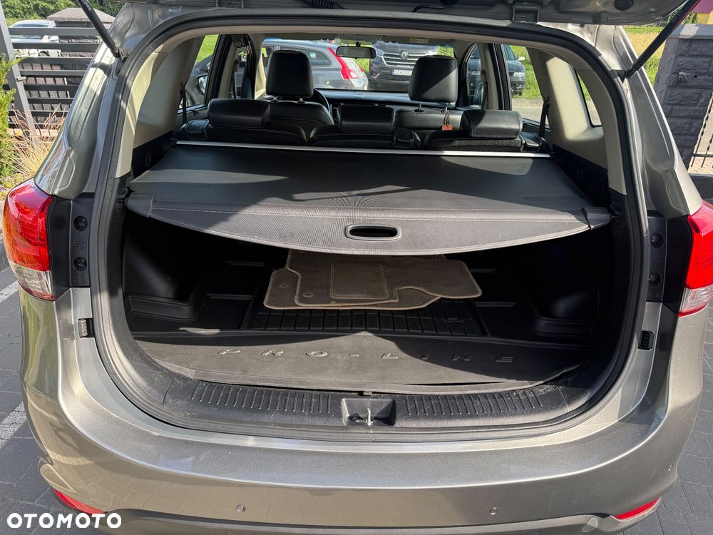Kia Carens 1.7 CRDi L - 11
