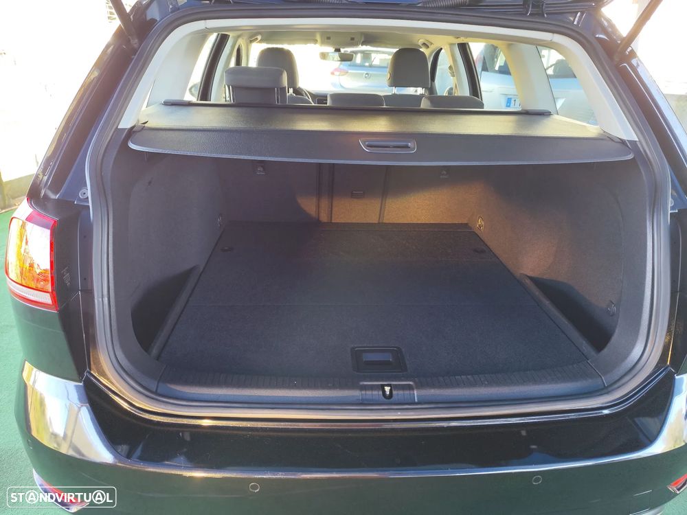 VW Golf Variant 1.6 TDi Confortline - 51