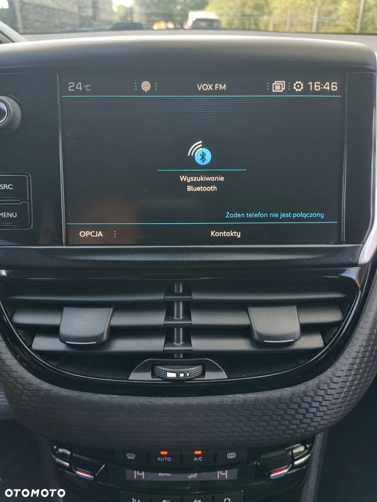 Peugeot 2008 1.6 BlueHDi Allure - 19