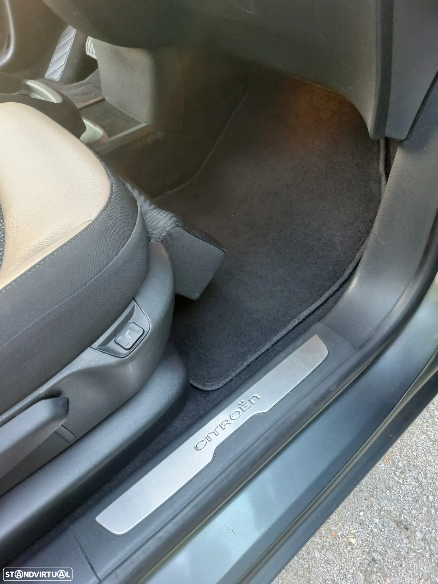 Citroën C4 Grand Picasso 2.0 HDi FAP EGS6 (7L) Exclusive - 12