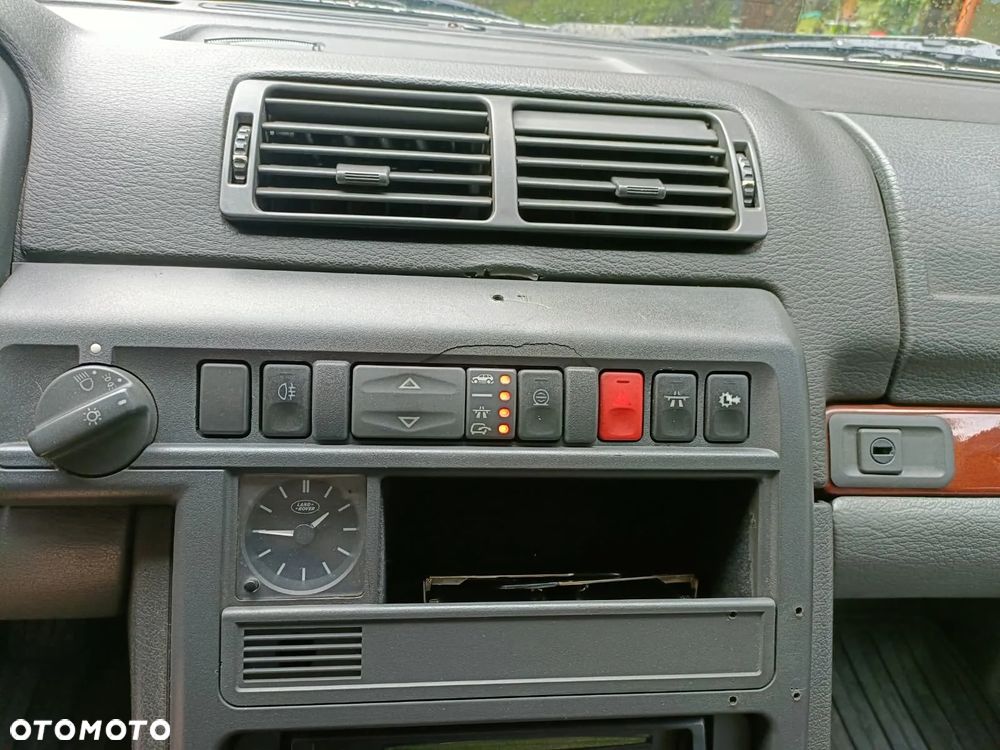 Land Rover Range Rover - 16