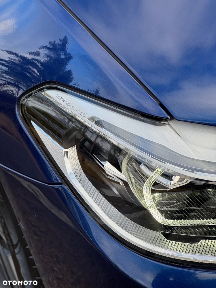 BMW Seria 5 520d xDrive M Sport Edition - 9