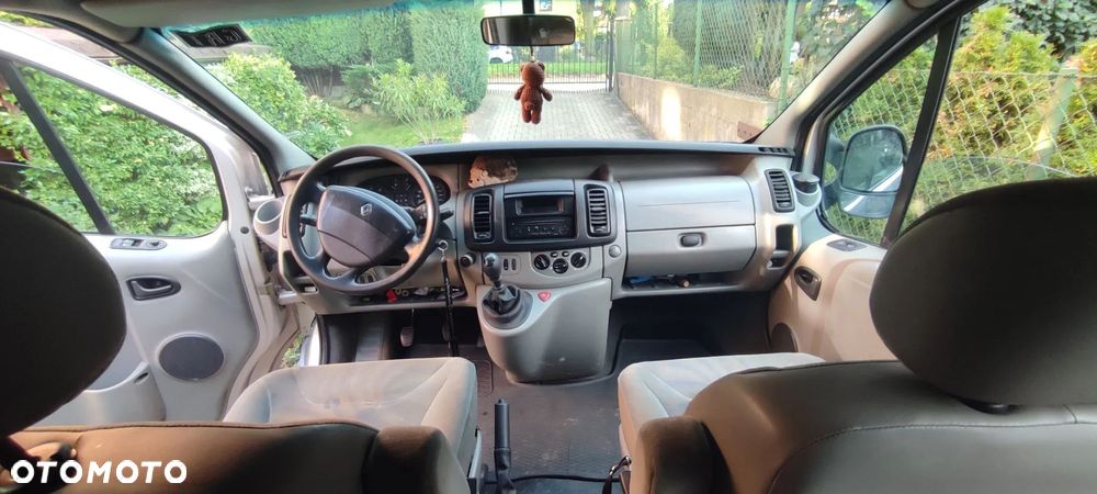 Renault Trafic dCi Passenger - 3