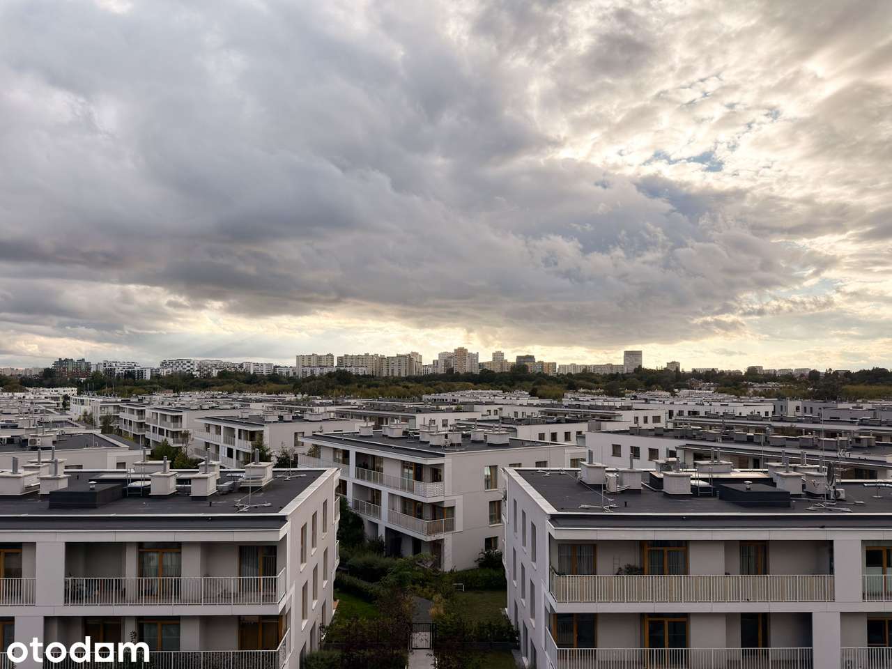 Cichy apartament z panoramicznym widokiem na Warszawę