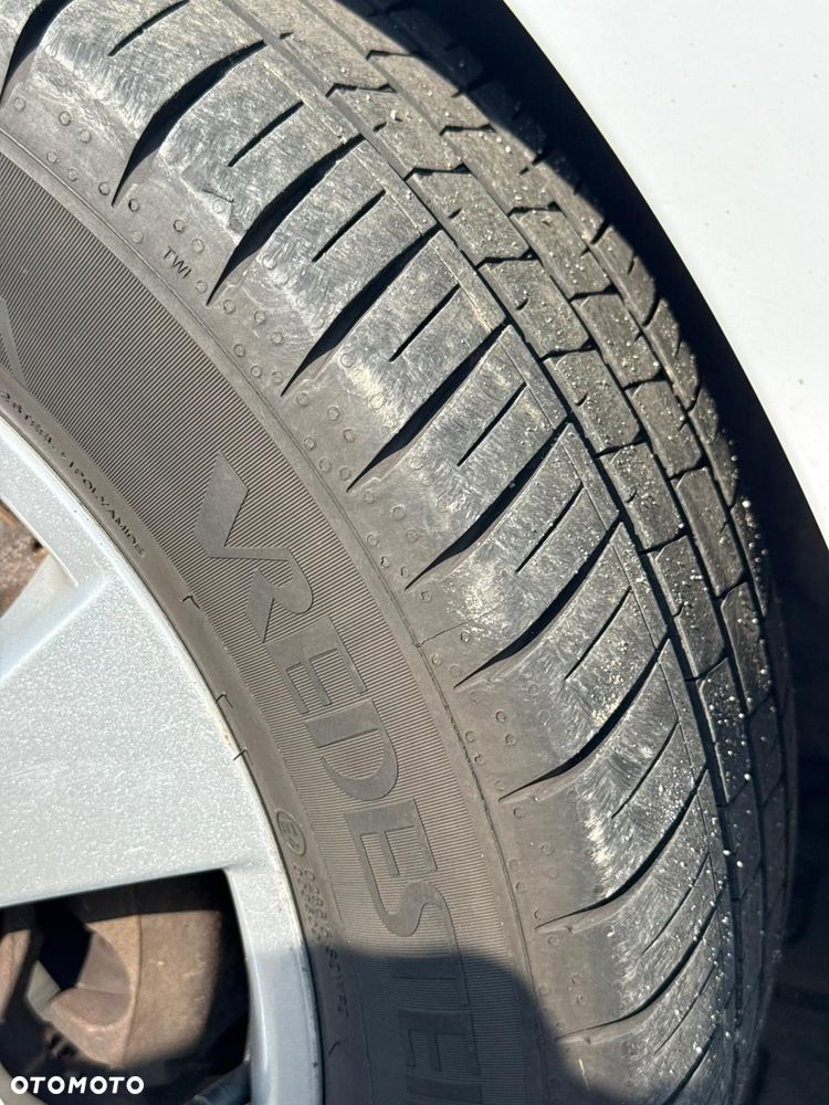 Mercedes-Benz Vito - 16