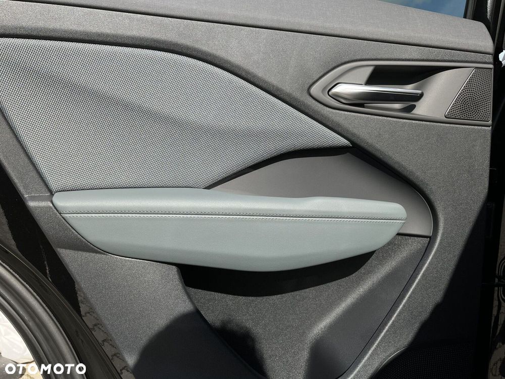 Audi Q3 Sportback - 14