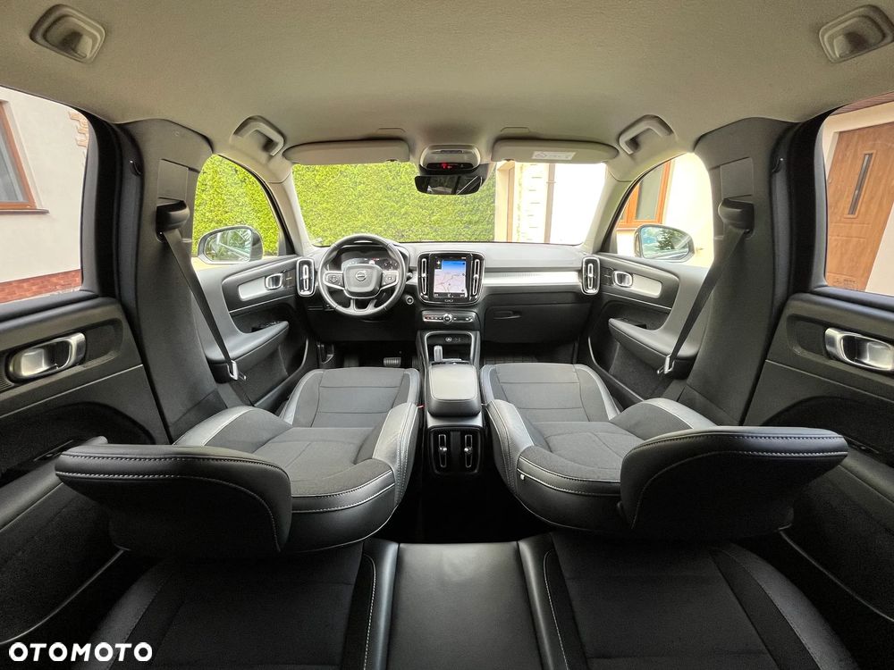 Volvo XC 40 D3 Momentum Pro - 13