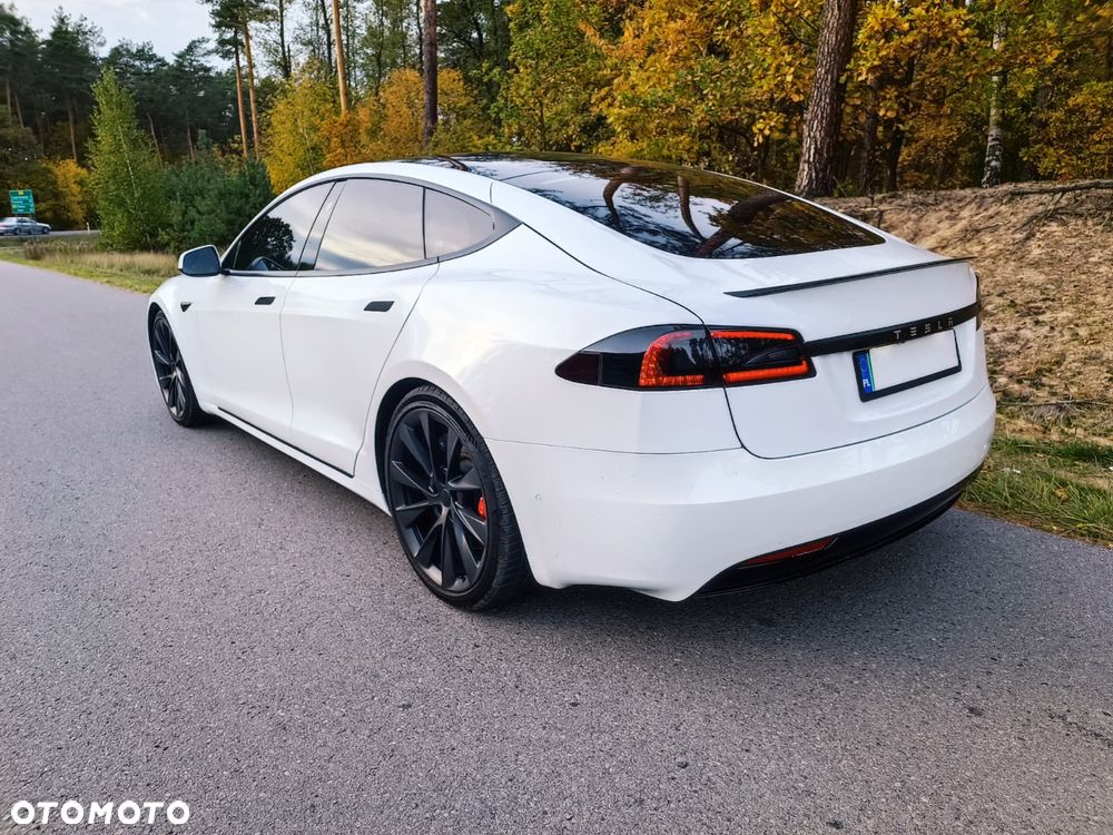 Tesla Model S Performance - 4