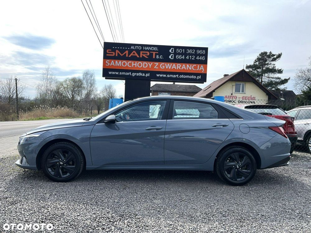 Hyundai Elantra 1.6 Smart CVT - 20