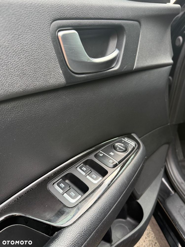 Kia Optima 1.7 CRDI L DCT - 21