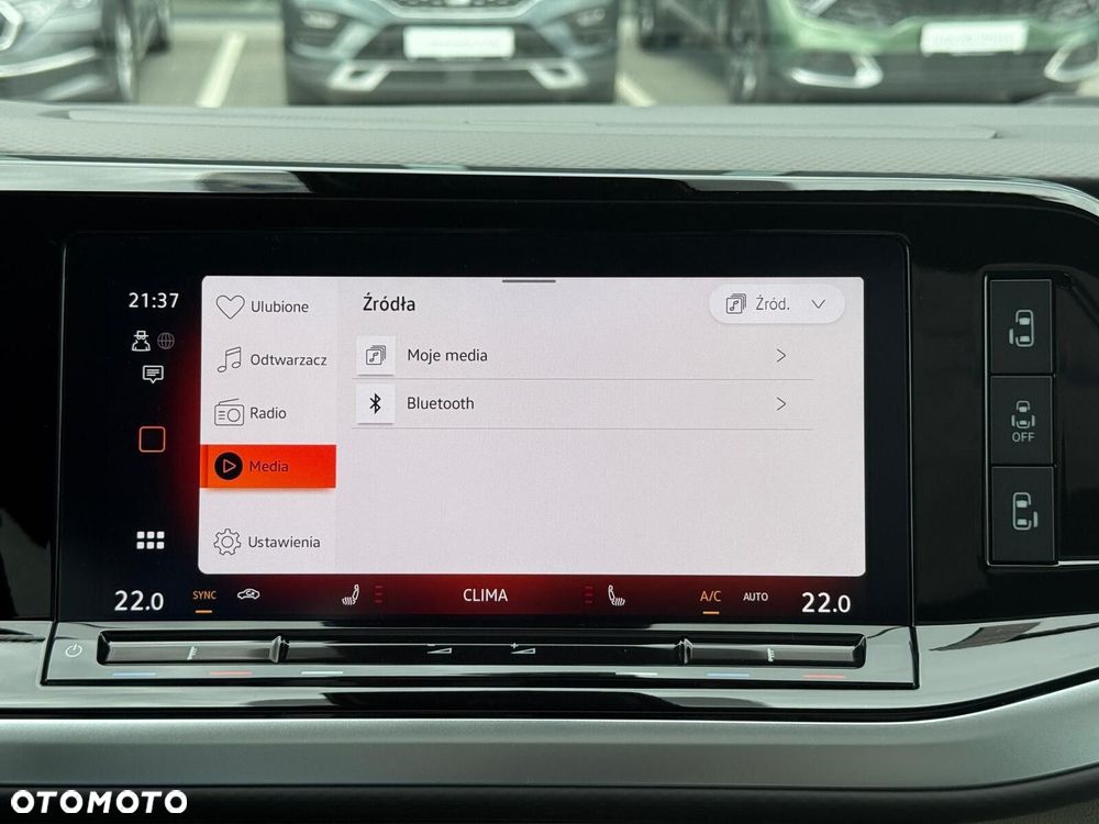 Volkswagen Multivan 2.0 TDI L1 Style DSG - 17