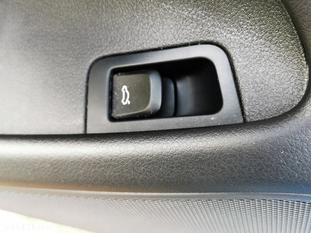 Audi A6 Avant 3.0 TDI DPF - 18