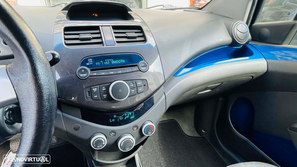 Chevrolet Spark 1.2 LT - 11