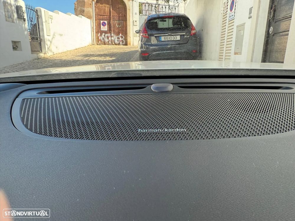 Volvo V60 D4 Geartronic R-Design - 3