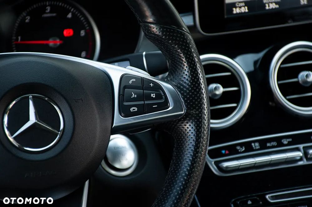 Mercedes-Benz Klasa C 180 (BlueTEC) d 7G-TRONIC AMG Line - 37