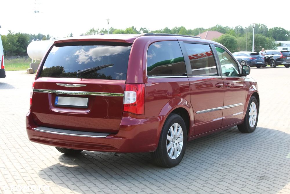 Chrysler Town & Country 3.6 Touring - 4