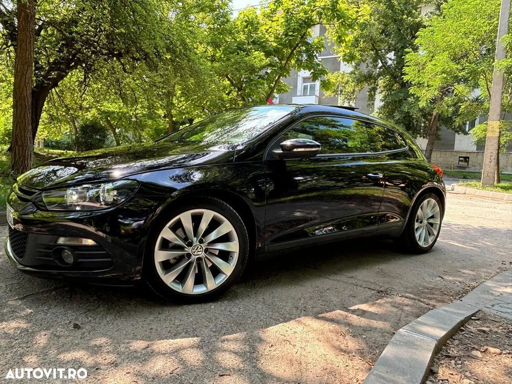 Volkswagen Scirocco 2.0 TSI DSG - 1