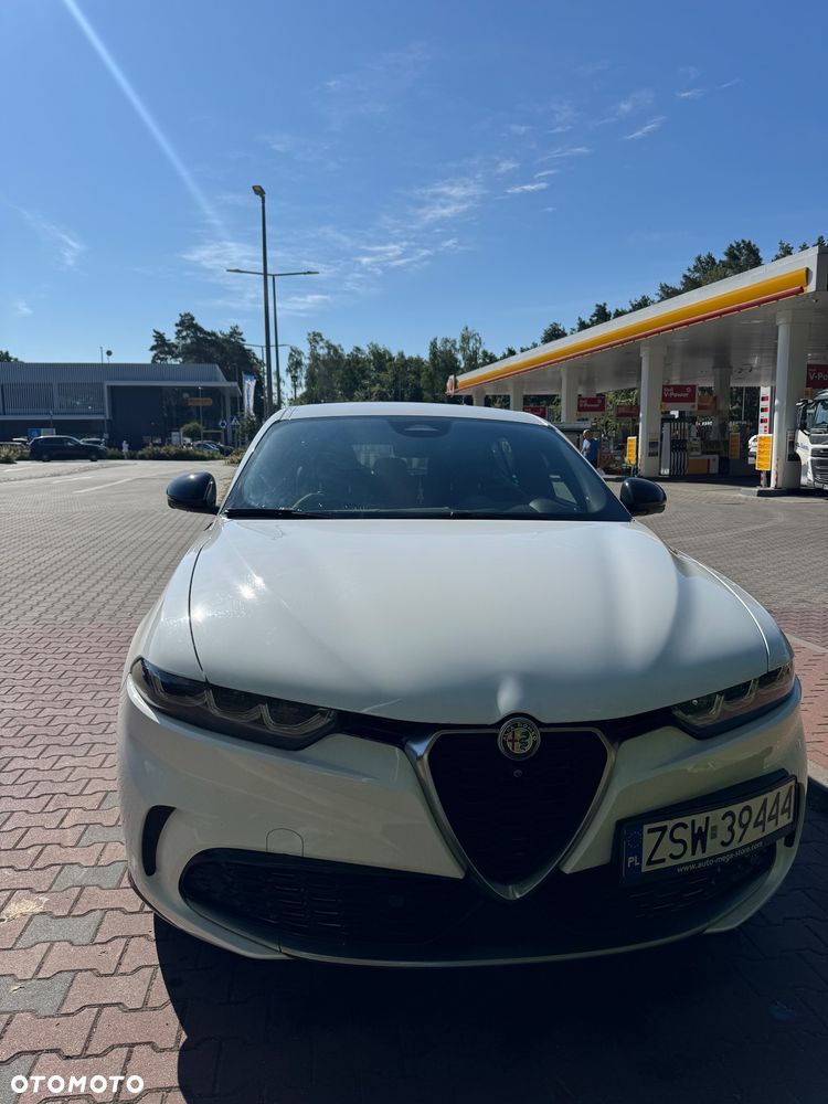 Alfa Romeo Tonale 1.5 T4 GSE mHEV TI DCT - 3