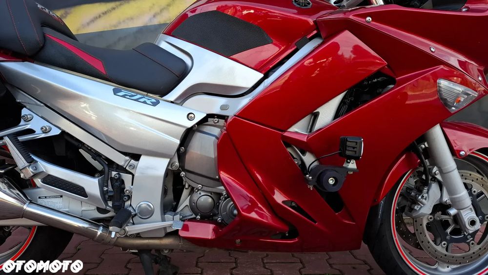 Yamaha FJR - 7