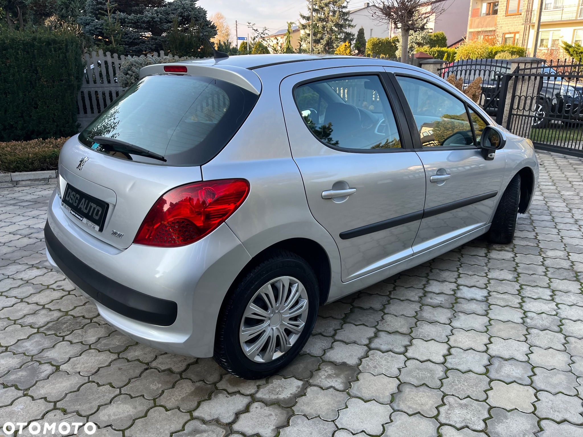 Peugeot 207 1.6 Trendy - 19