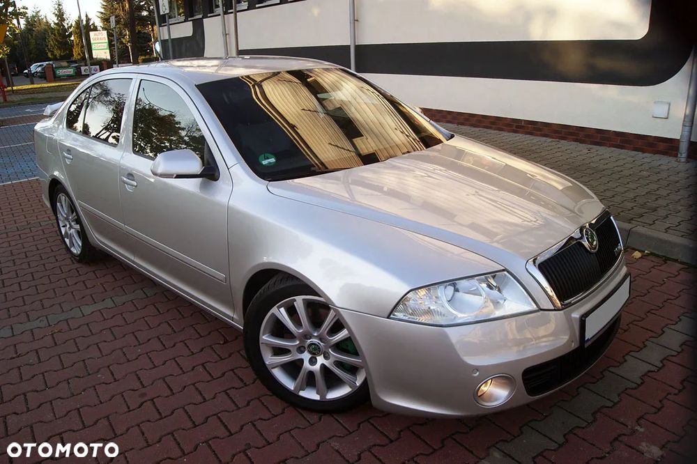 Skoda Octavia 2.0 TFSI RS - 9