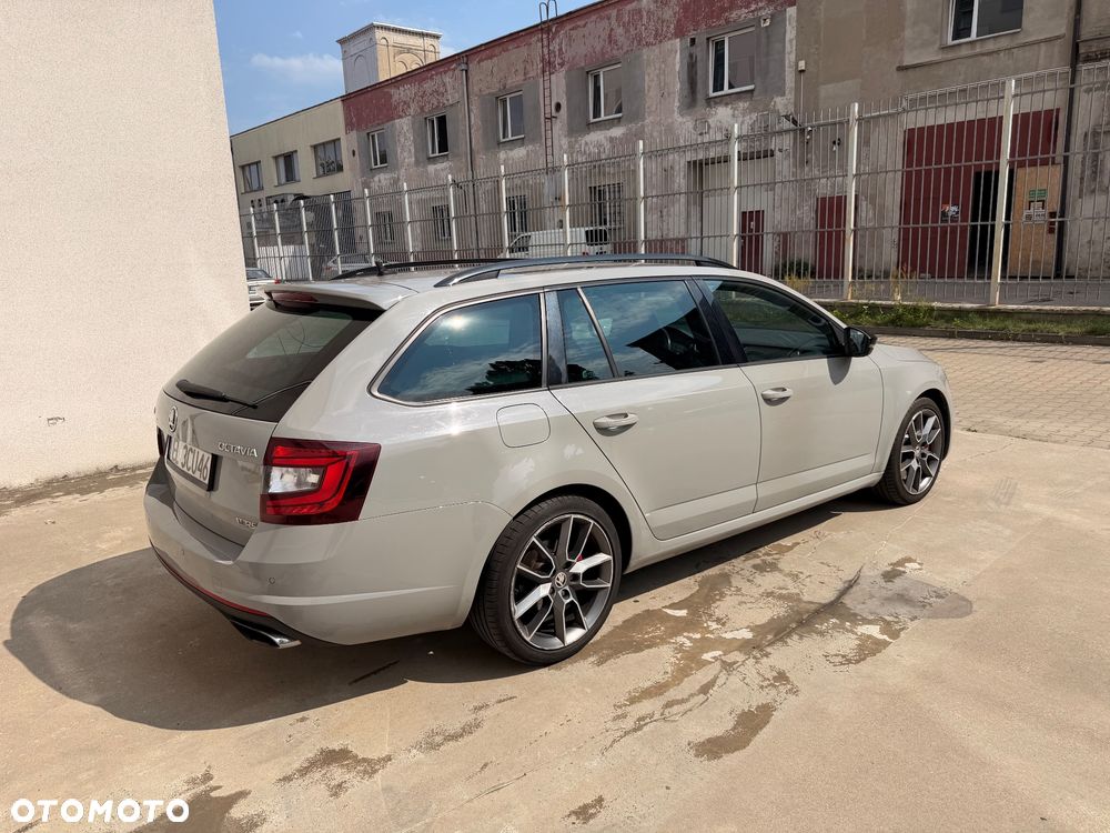Skoda Octavia 2.0 TSI RS 230 - 3
