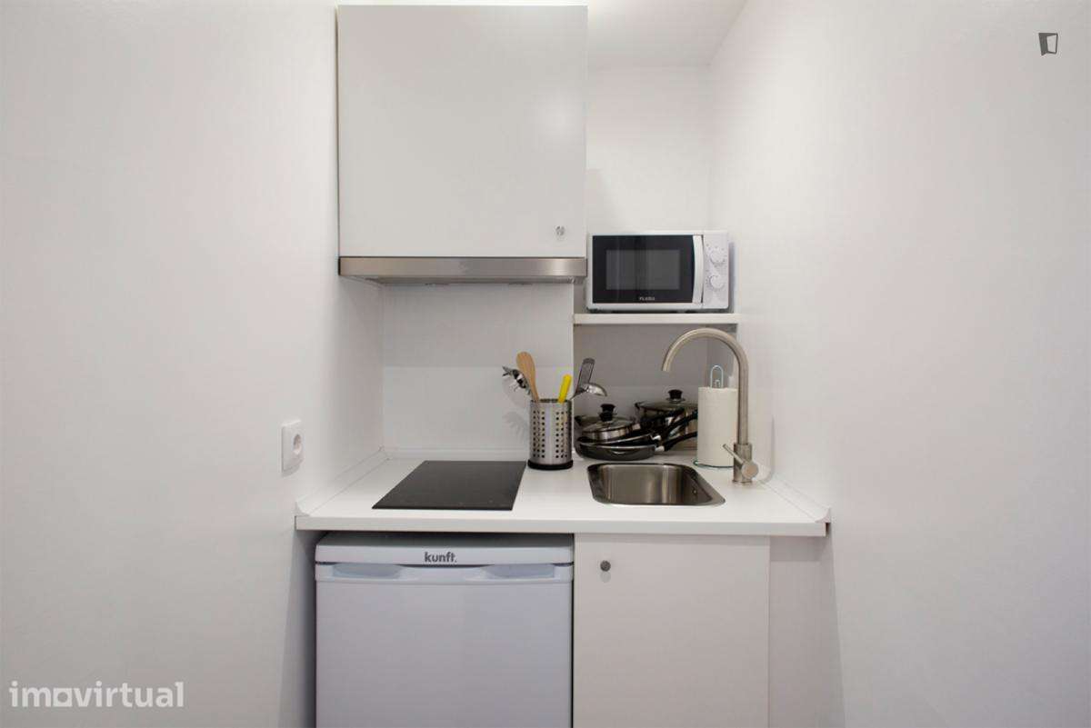 Apartamento com 1 quartos - localizado em Campolide Lisbon - Grande imagem: 2/18