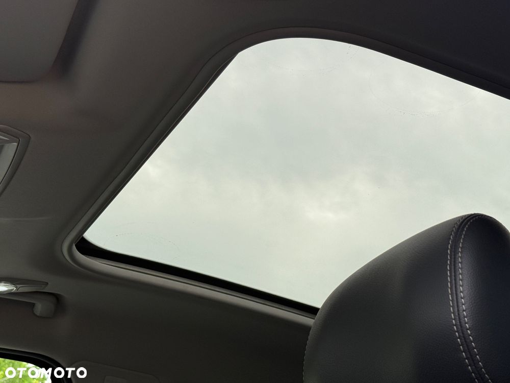 Ford S-Max 2.0 TDCi DPF Titanium X - 25