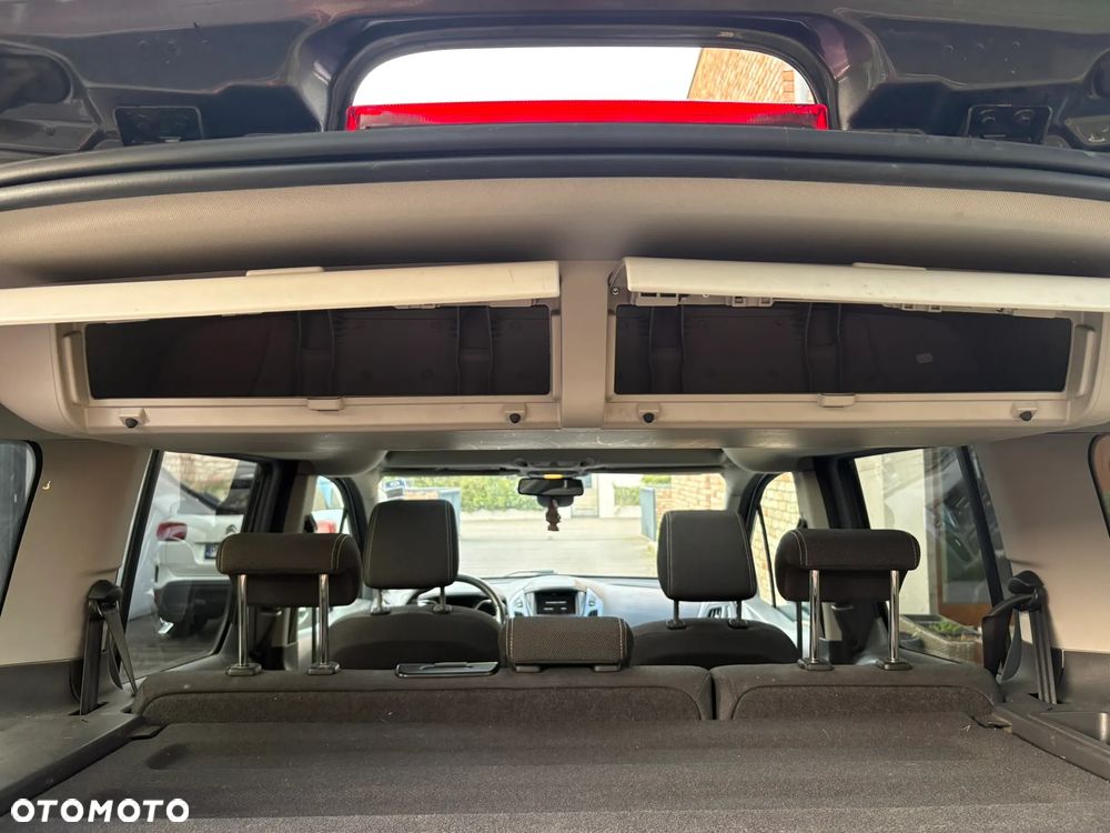 Ford Tourneo Connect Gr 1.5 TDCi Titanium PowerShift - 17