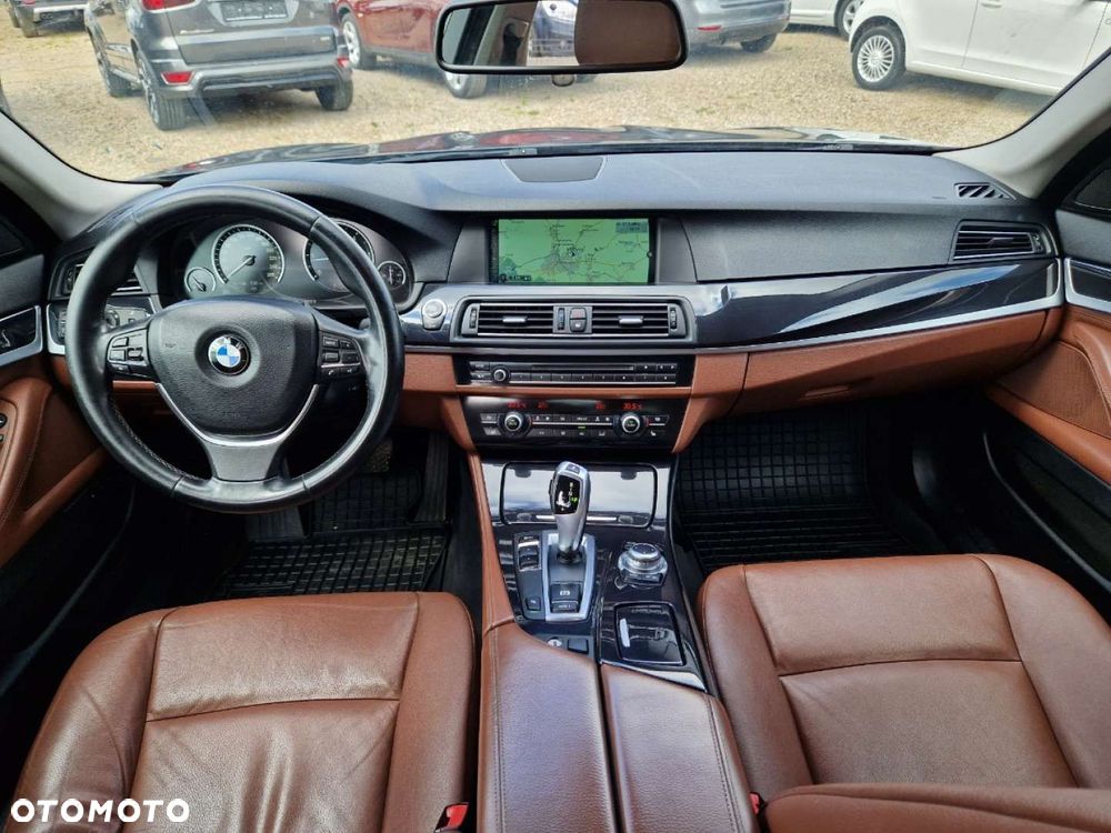 BMW Seria 5 520d Luxury Line - 7