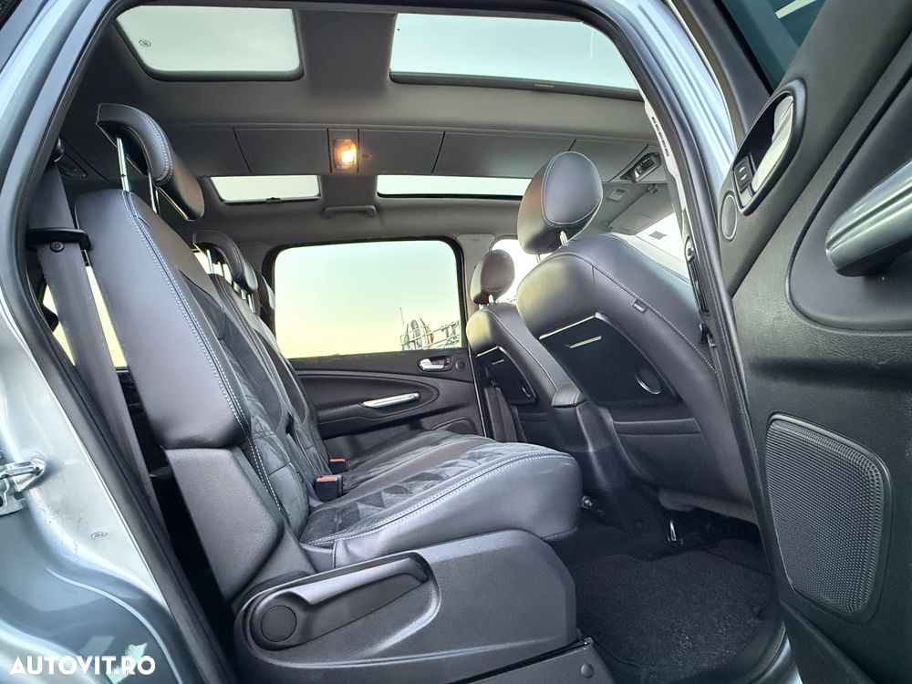 Ford Galaxy 2.0 TDCi DPF Business Edition - 19
