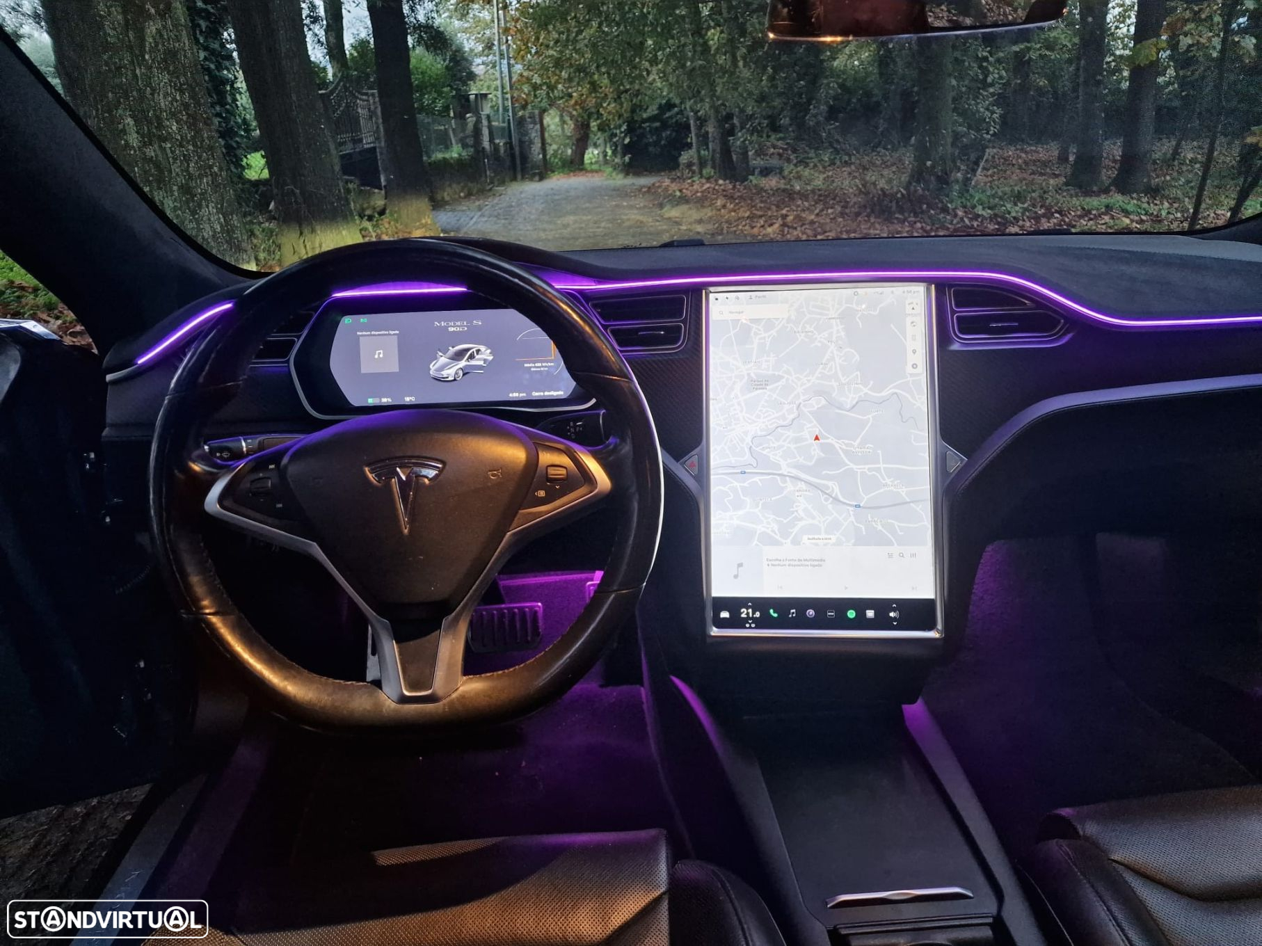 Tesla Model S 90D - 14