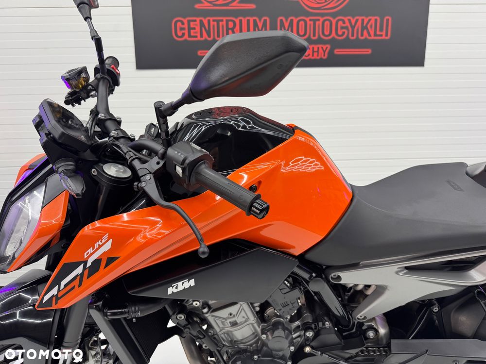 KTM Duke - 32
