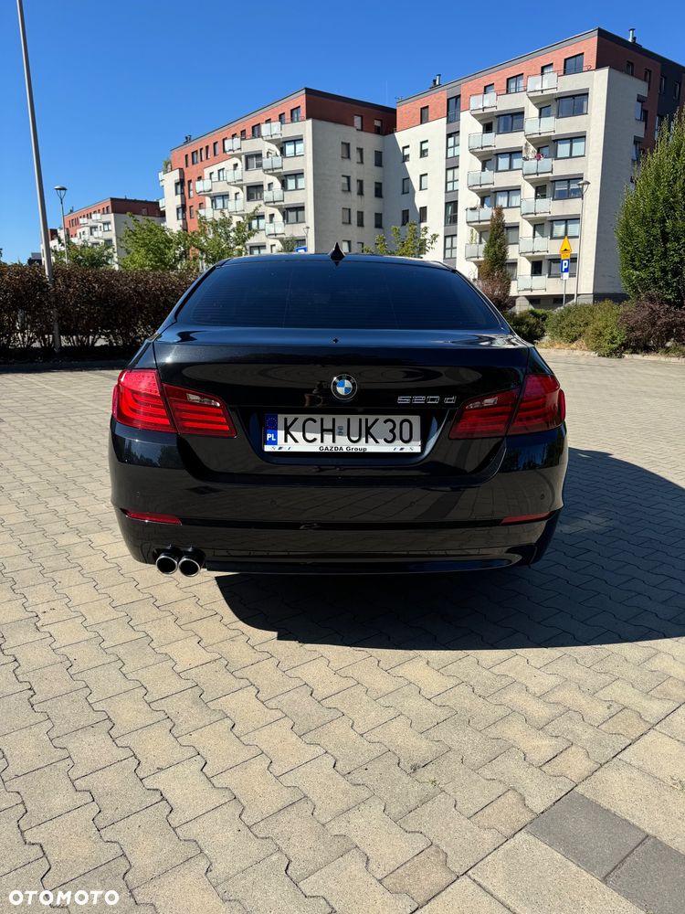 BMW Seria 5 520d - 3