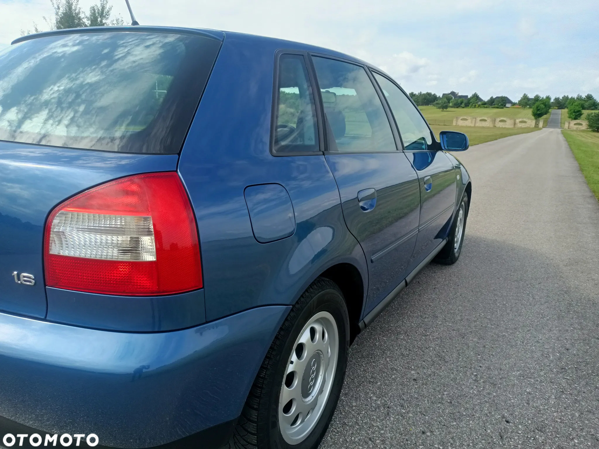 Audi A3 1.6 Ambiente - 8